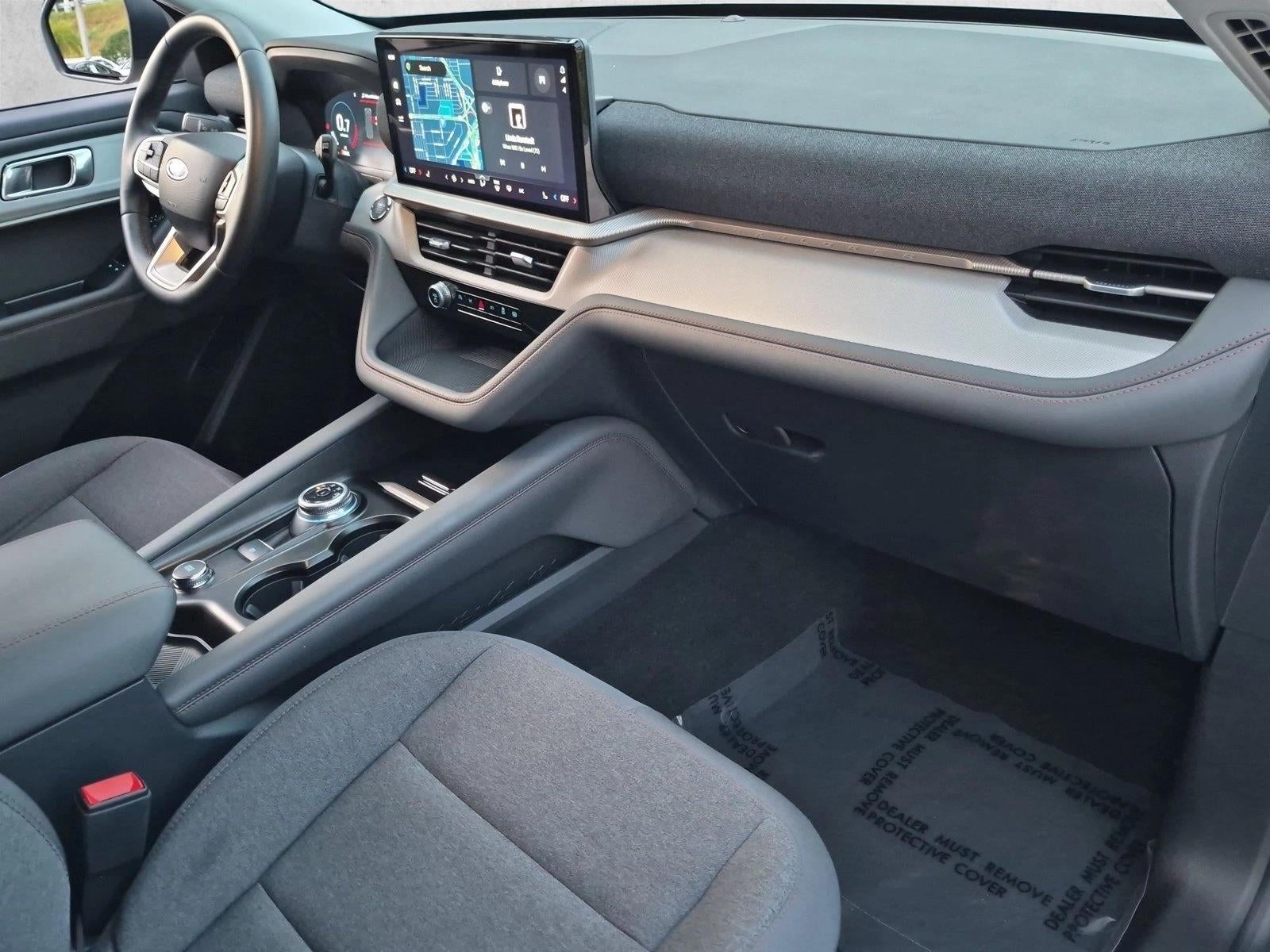 2025 Ford Explorer Active RWD