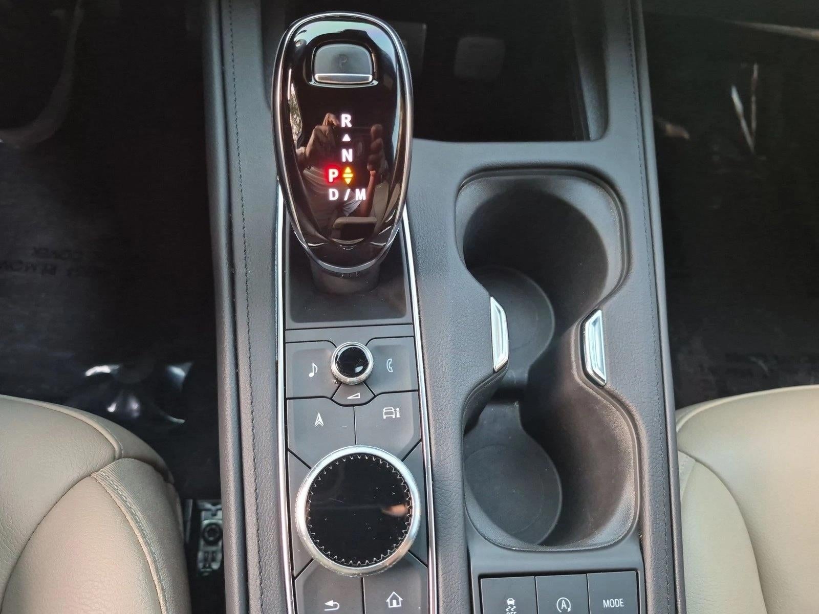 2024 Cadillac XT4 FWD 4dr Luxury
