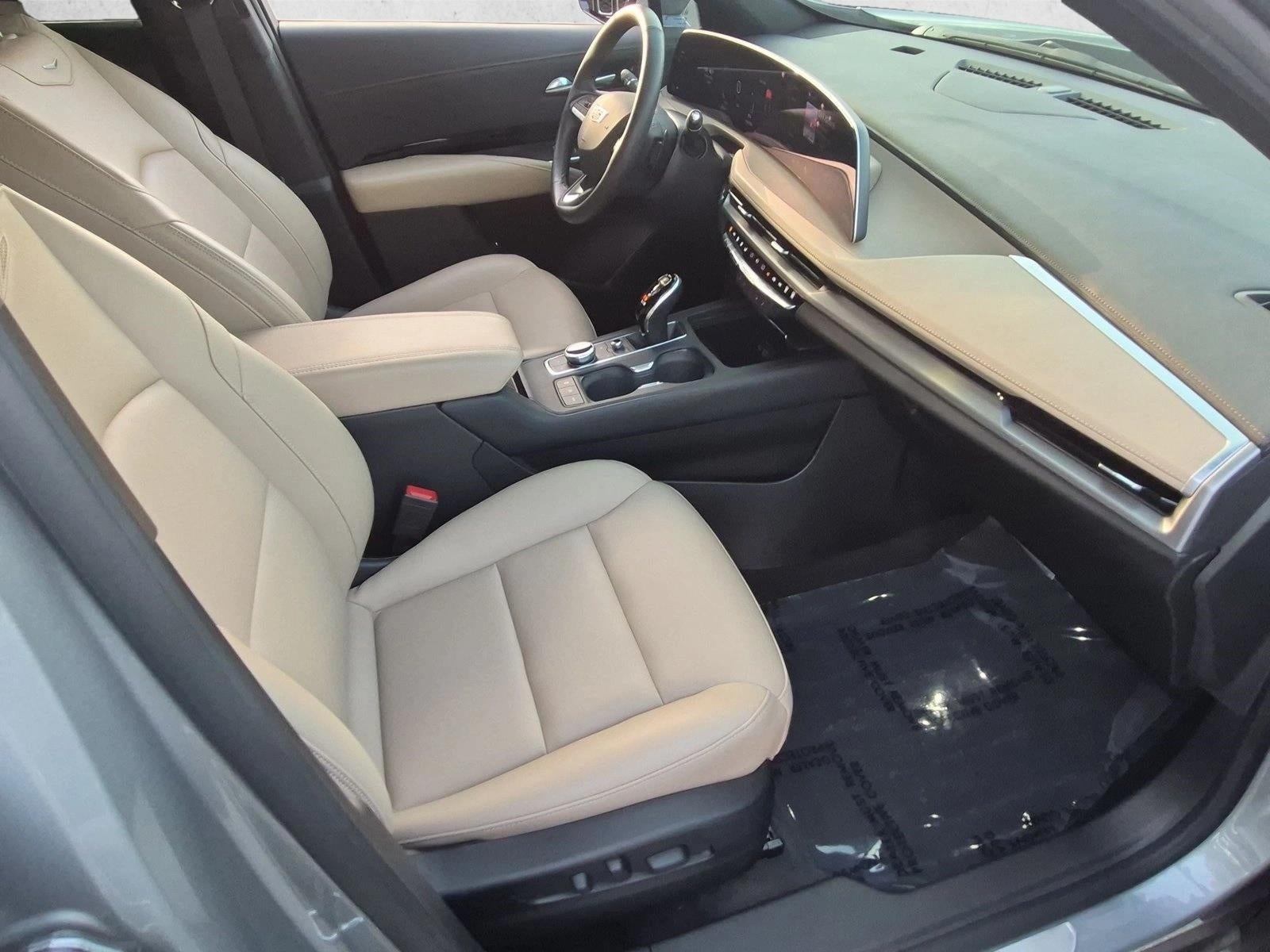 2024 Cadillac XT4 FWD 4dr Luxury