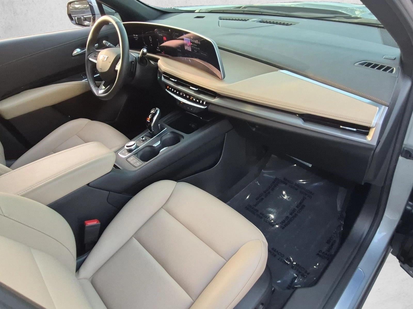 2024 Cadillac XT4 FWD 4dr Luxury