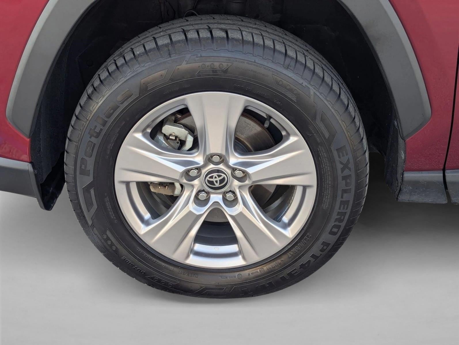 2022 Toyota RAV4 XLE FWD (GS)