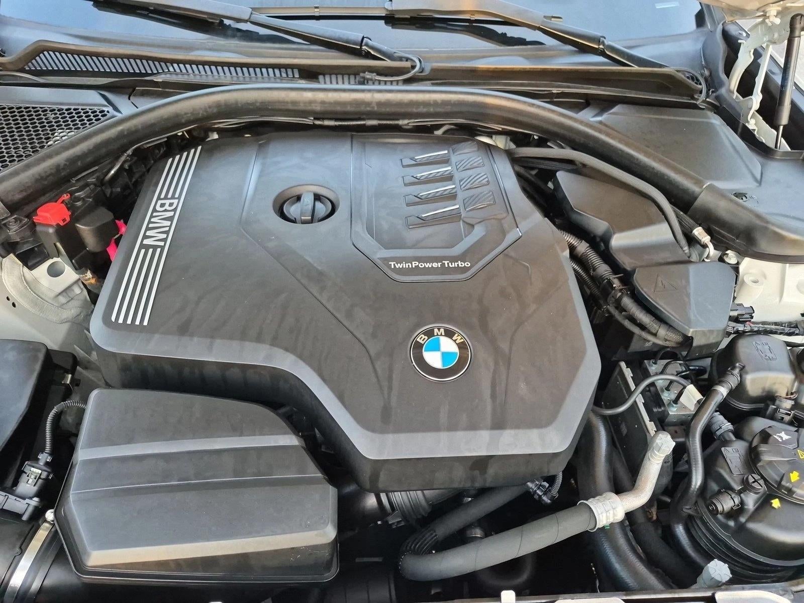2023 BMW 330i Sedan