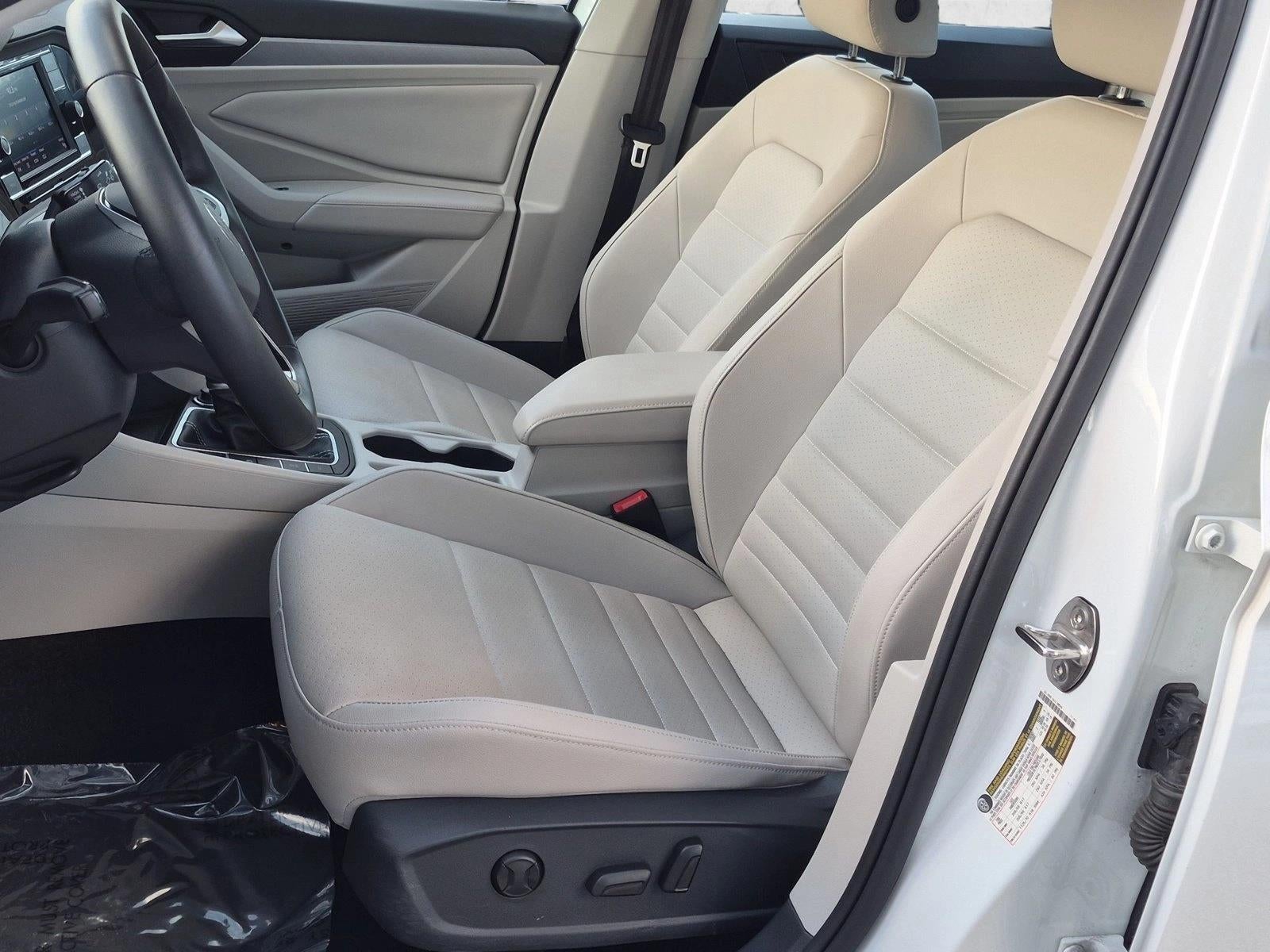 2024 Volkswagen Jetta SE Auto