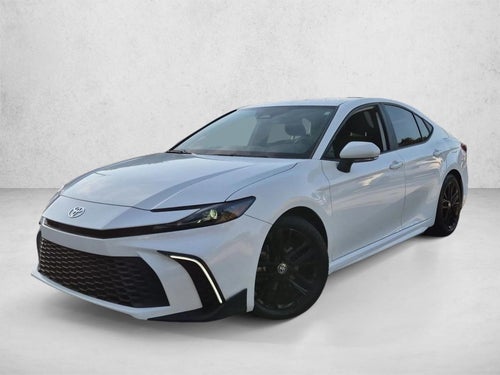 2025 Toyota Camry SE (Natl)