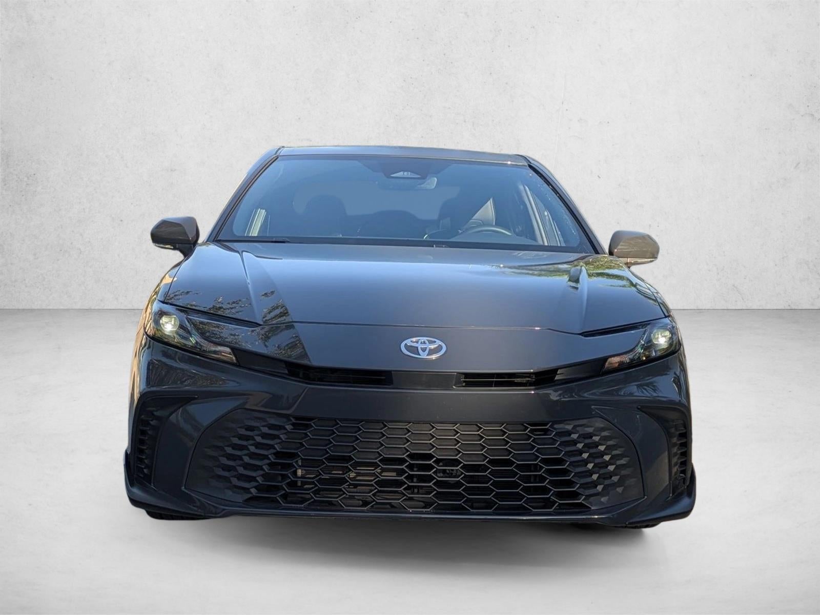 2025 Toyota Camry SE (SE)