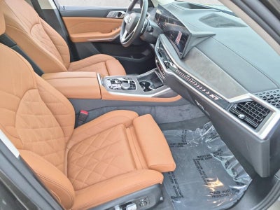 2026 BMW X7 xDrive40i Sports Activity Vehicle