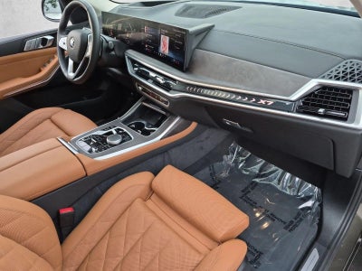 2026 BMW X7 xDrive40i Sports Activity Vehicle