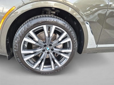 2026 BMW X7 xDrive40i Sports Activity Vehicle