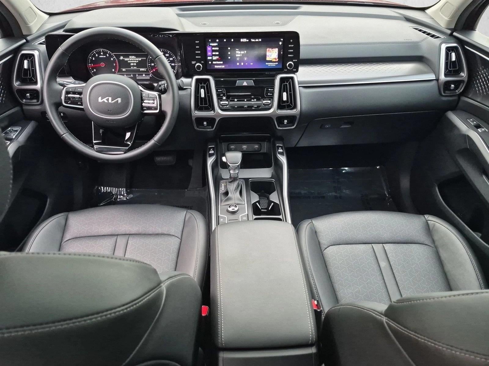 2022 Kia Sorento S FWD