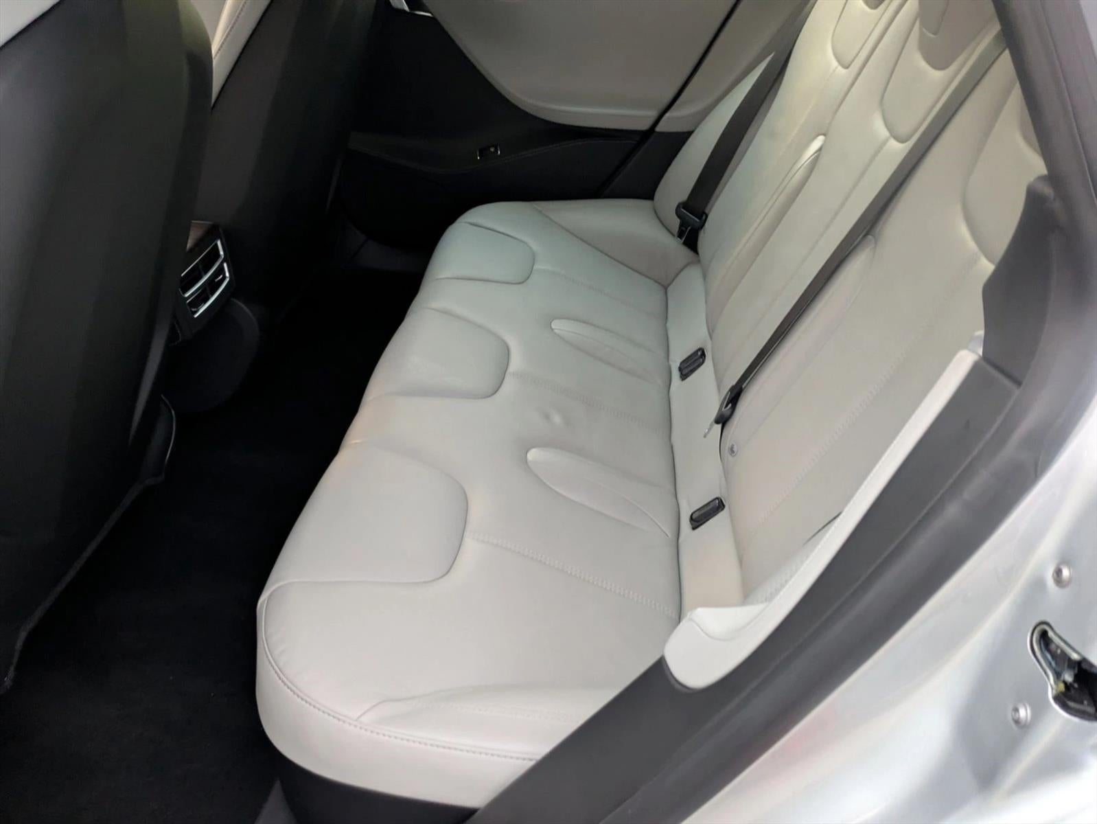 2015 Tesla Model S 4dr Sdn AWD 85D