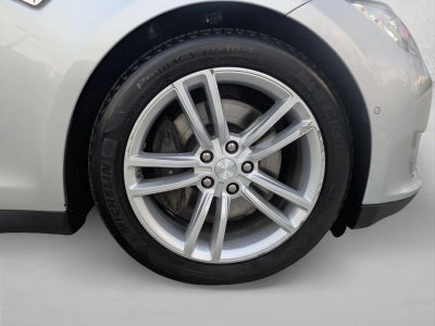 2015 Tesla Model S 4dr Sdn AWD 85D