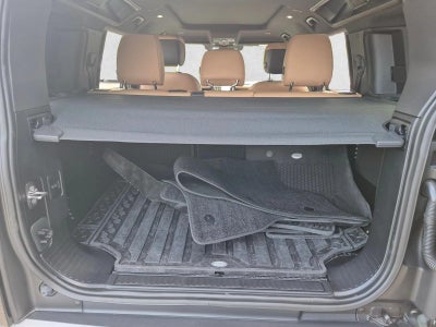 2025 Land Rover Defender 110 P300 S