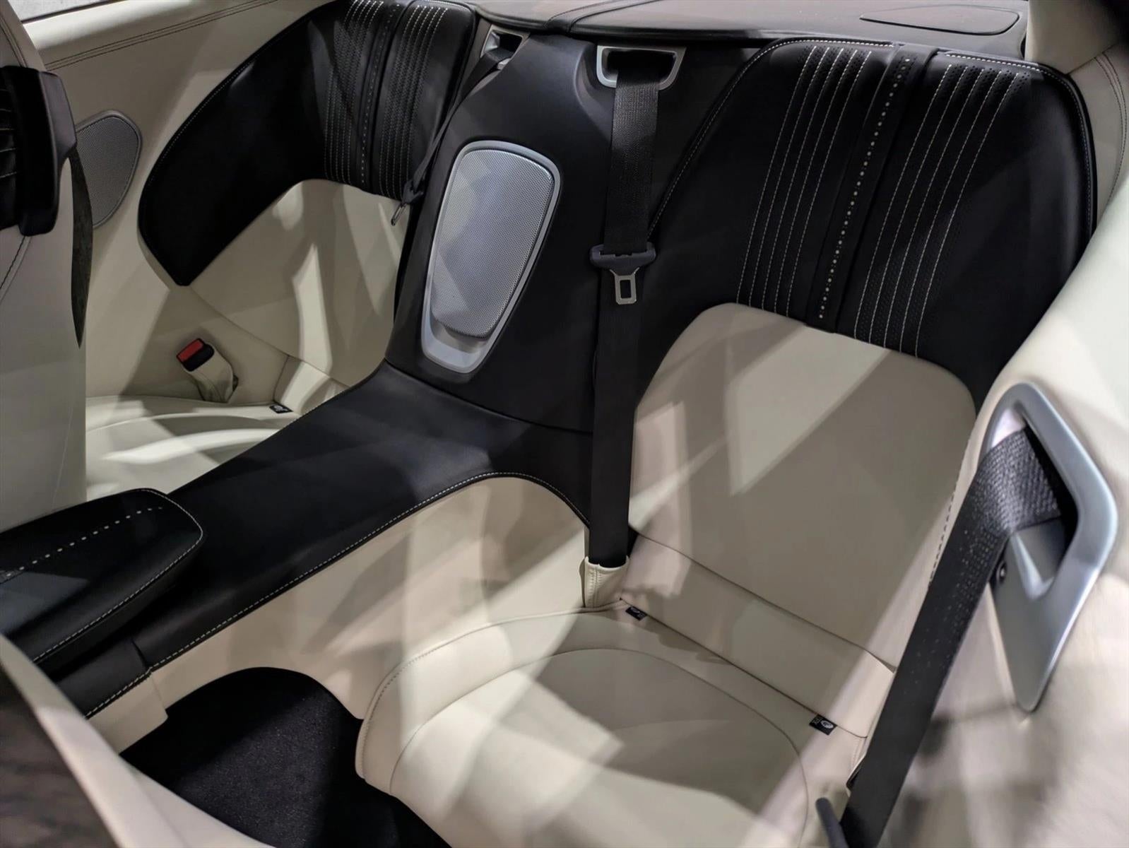 2019 Aston Martin DB11 V8 Coupe