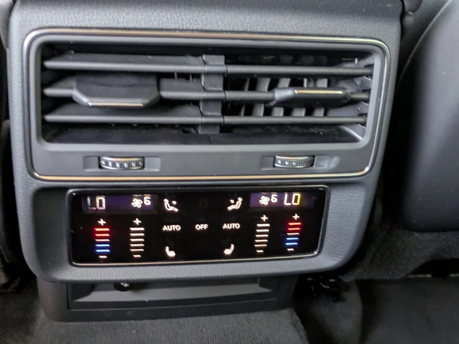 2019 Audi Q8 Premium Plus 55 TFSI quattro