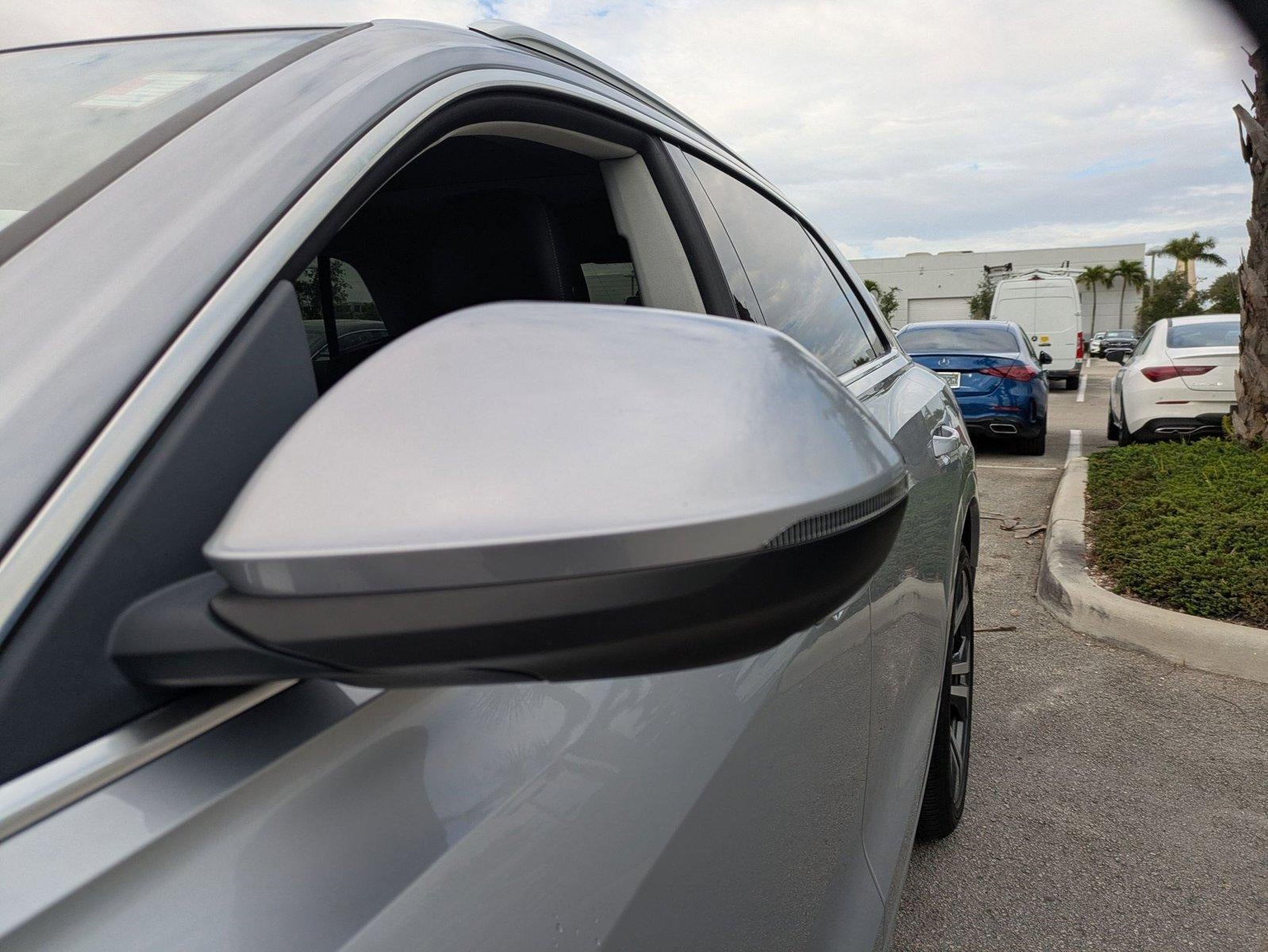 2019 Audi Q8 Premium Plus 55 TFSI quattro