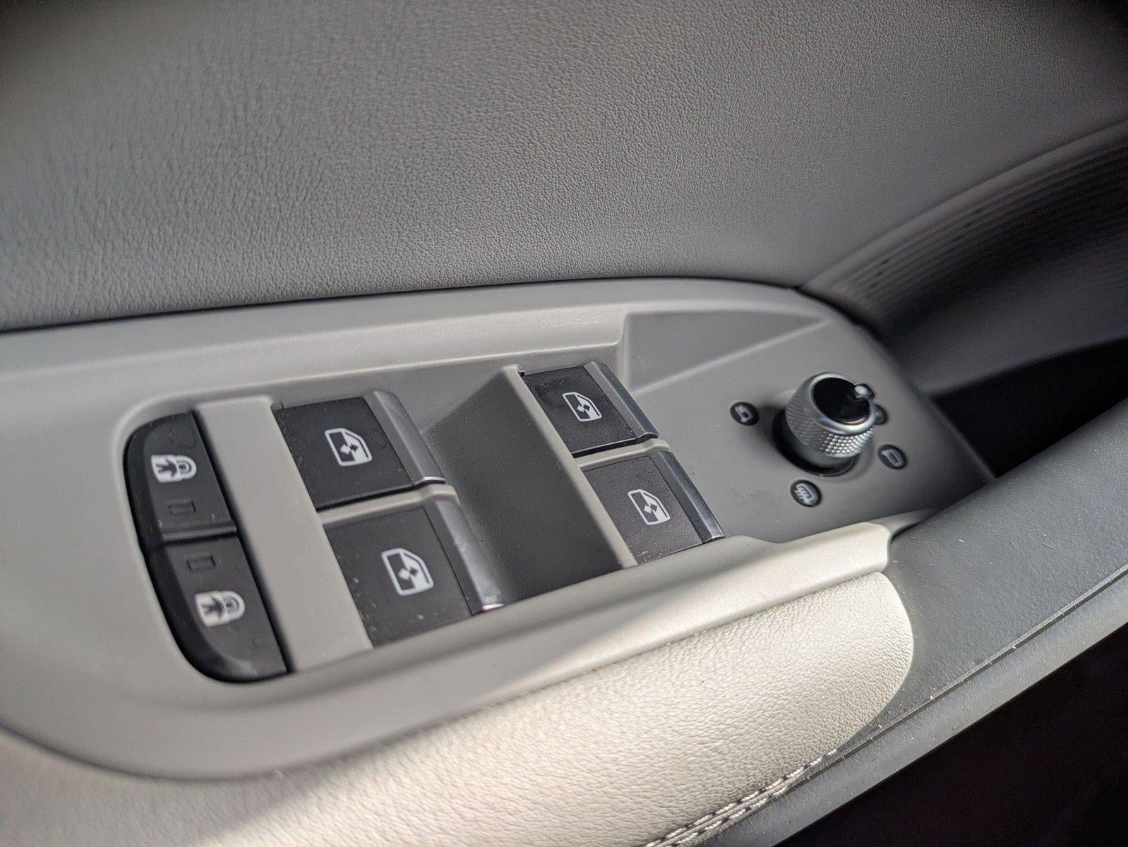 2023 Audi Q5 S line Premium Plus 45 TFSI quattro