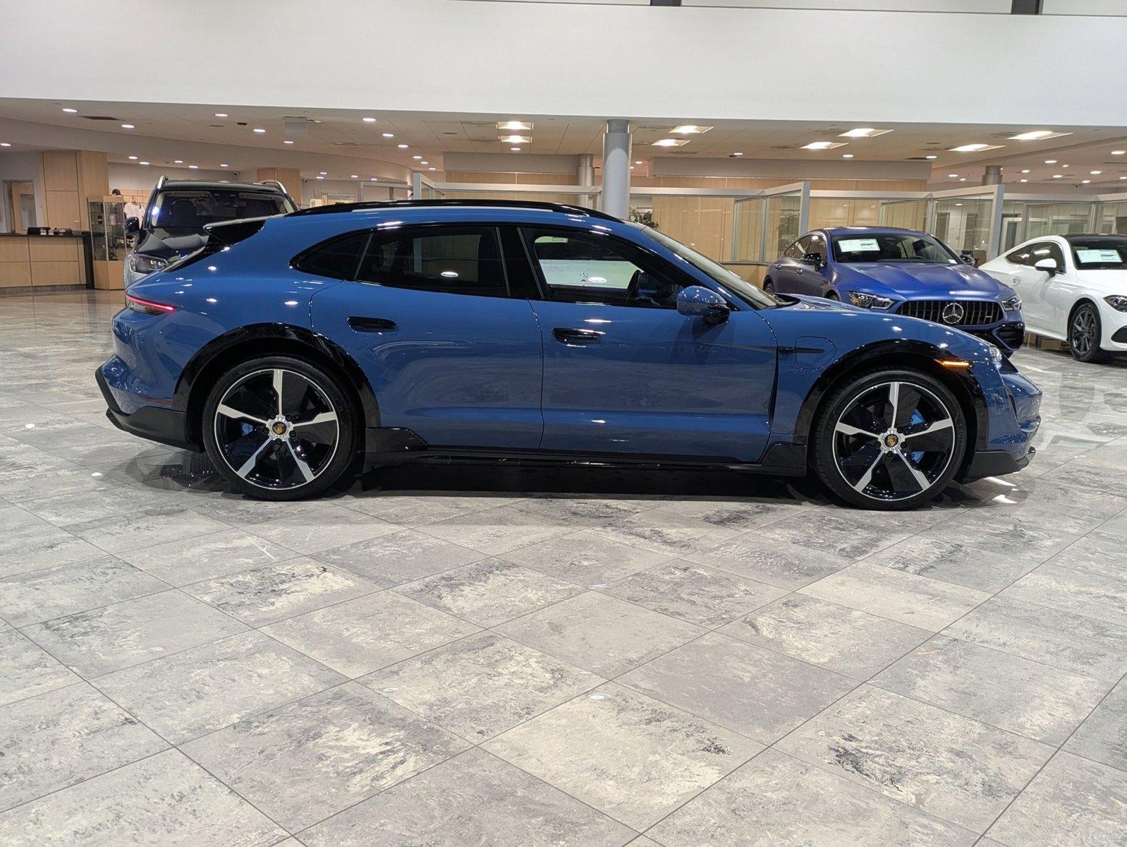 2022 Porsche Taycan 4 Cross Turismo AWD