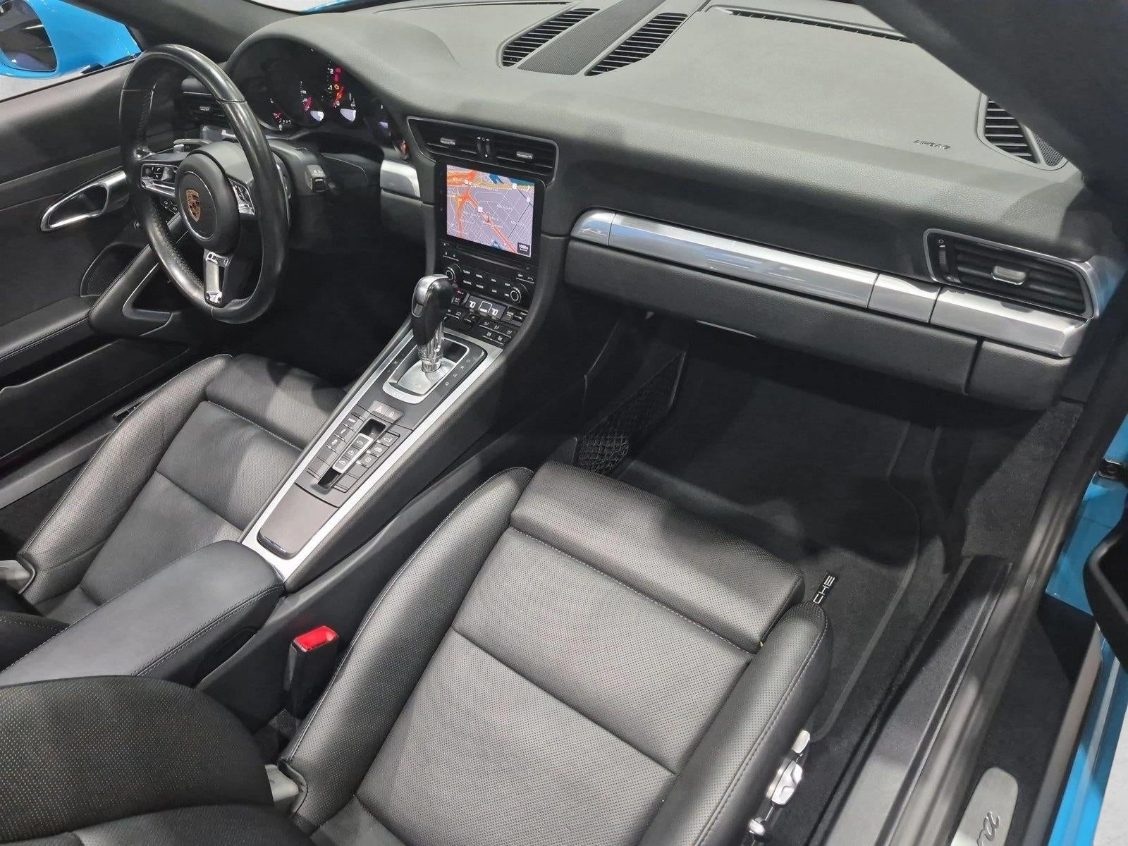 2017 Porsche 911 Carrera Cabriolet