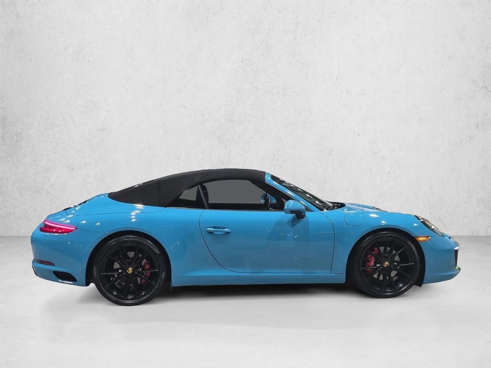 2017 Porsche 911 Carrera Cabriolet