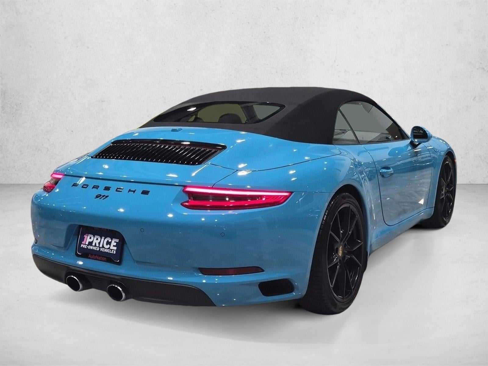 2017 Porsche 911 Carrera Cabriolet