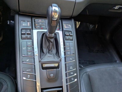 2018 Porsche Macan AWD