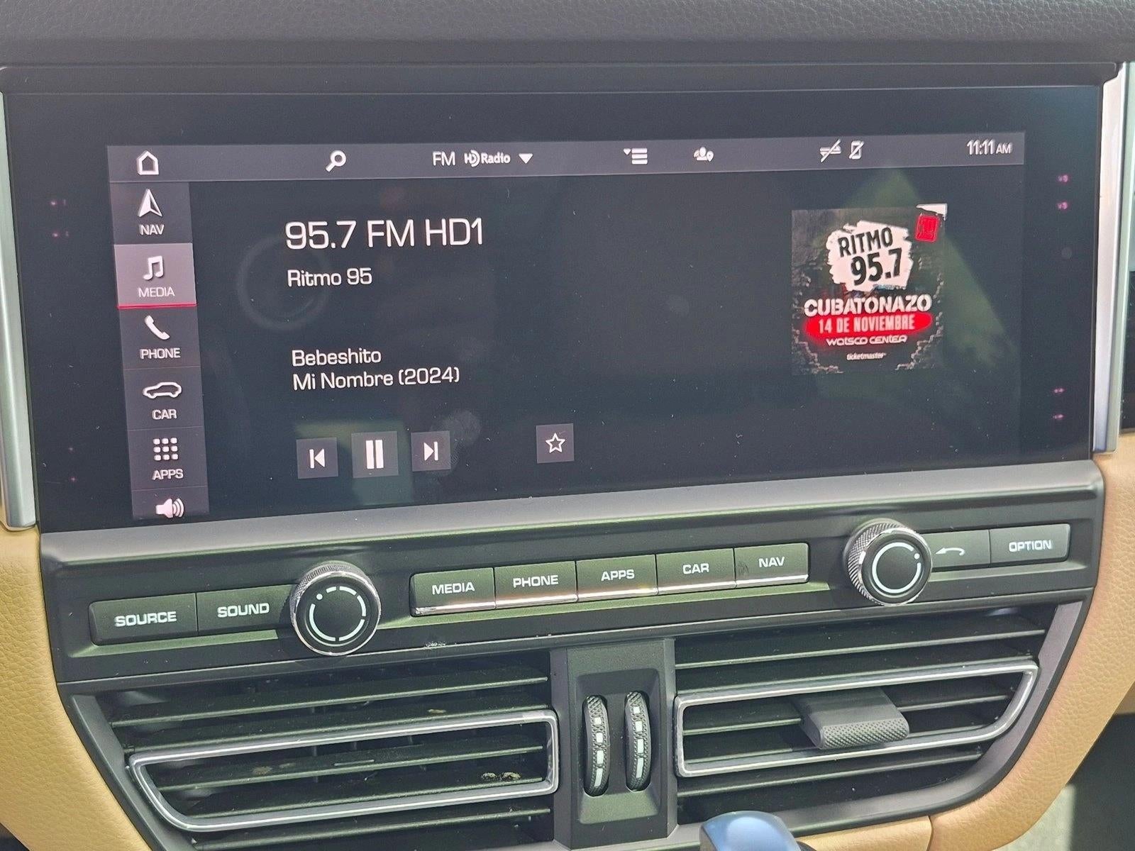 2021 Porsche Macan AWD