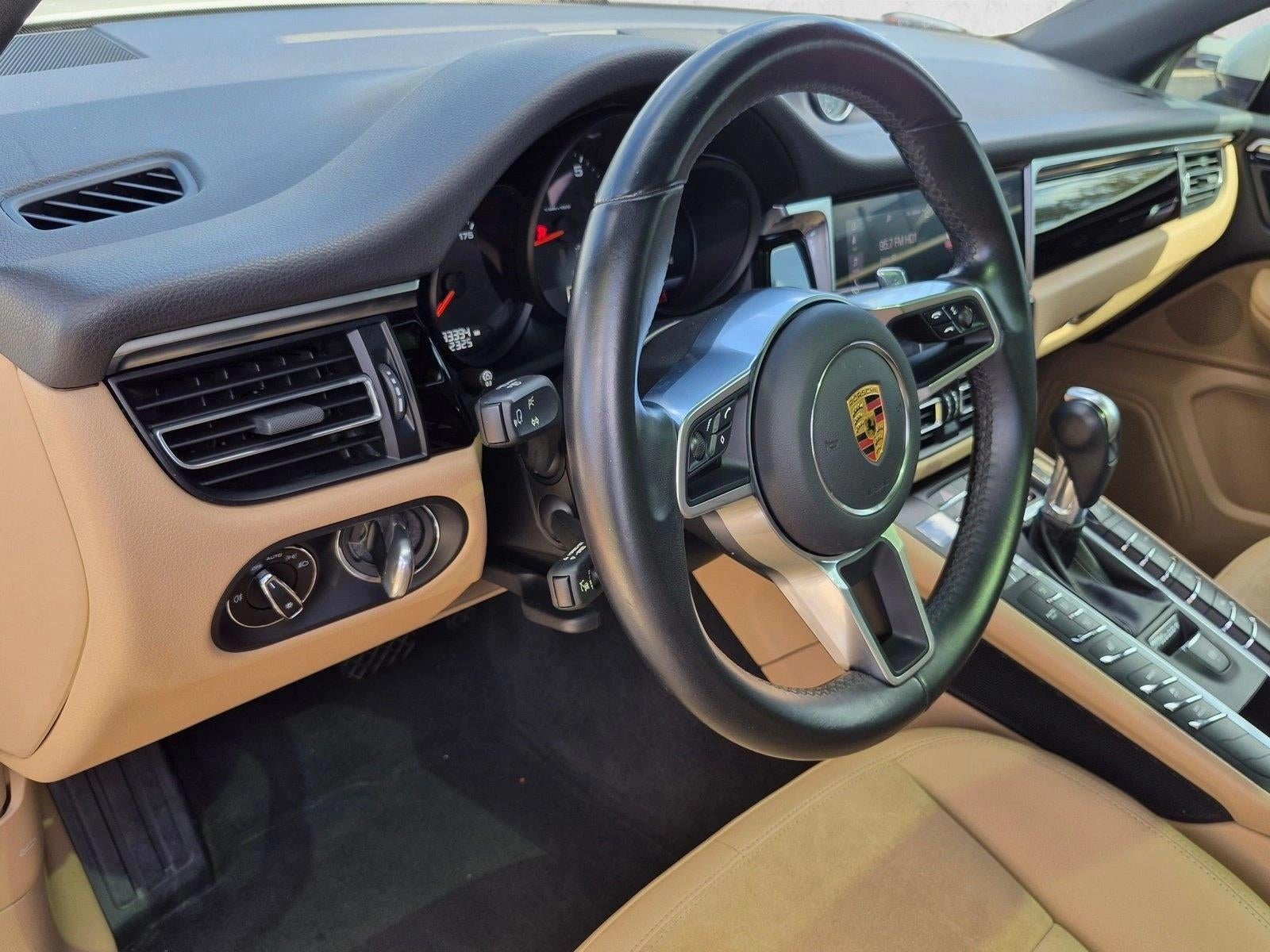 2021 Porsche Macan AWD