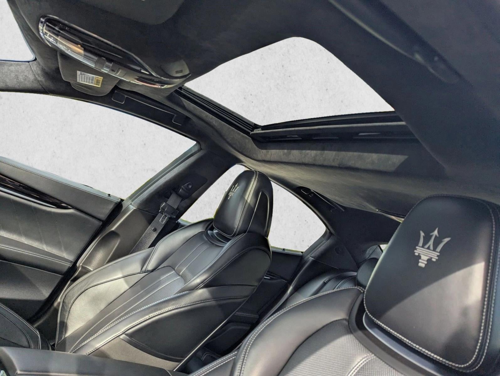 2022 Maserati Ghibli Modena Q4 3.0L