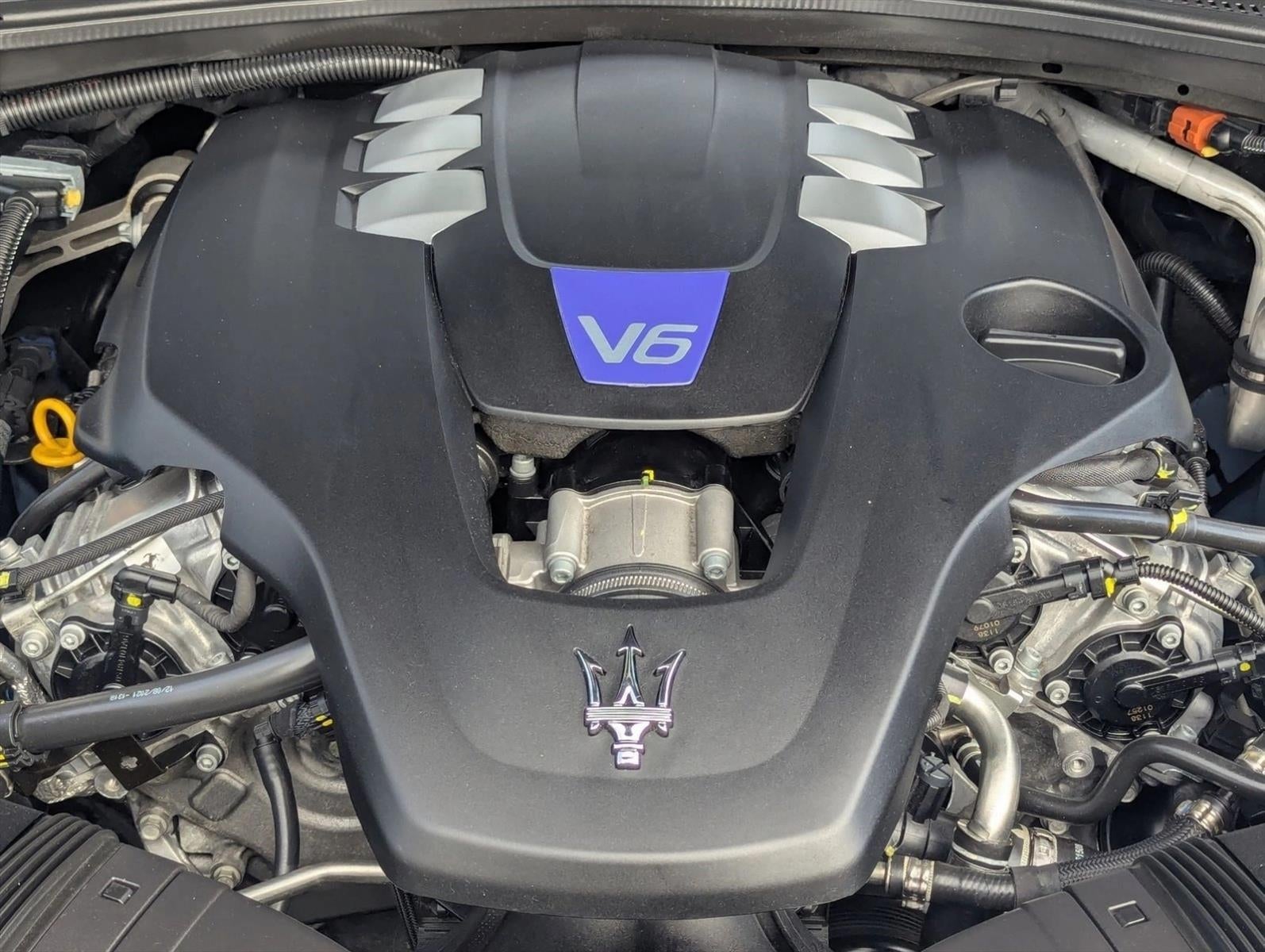 2022 Maserati Ghibli Modena Q4 3.0L