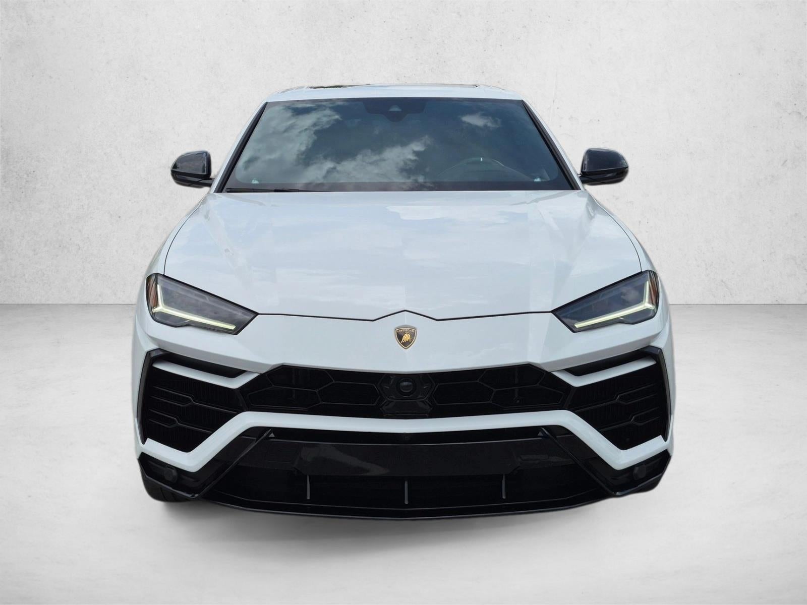 2022 Lamborghini Urus AWD
