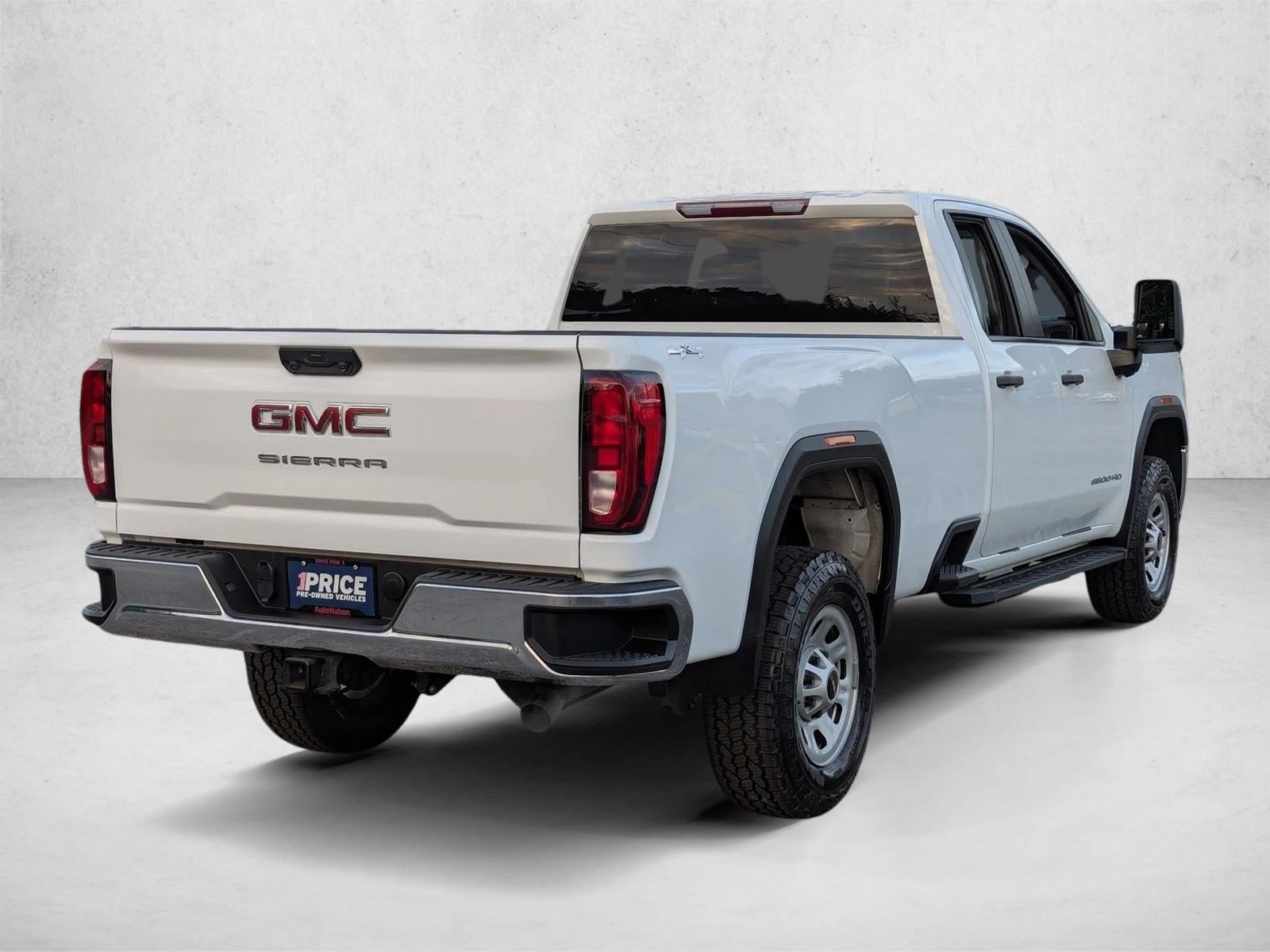 2022 GMC Sierra 3500HD Double Cab Long Box 4-Wheel Drive Pro