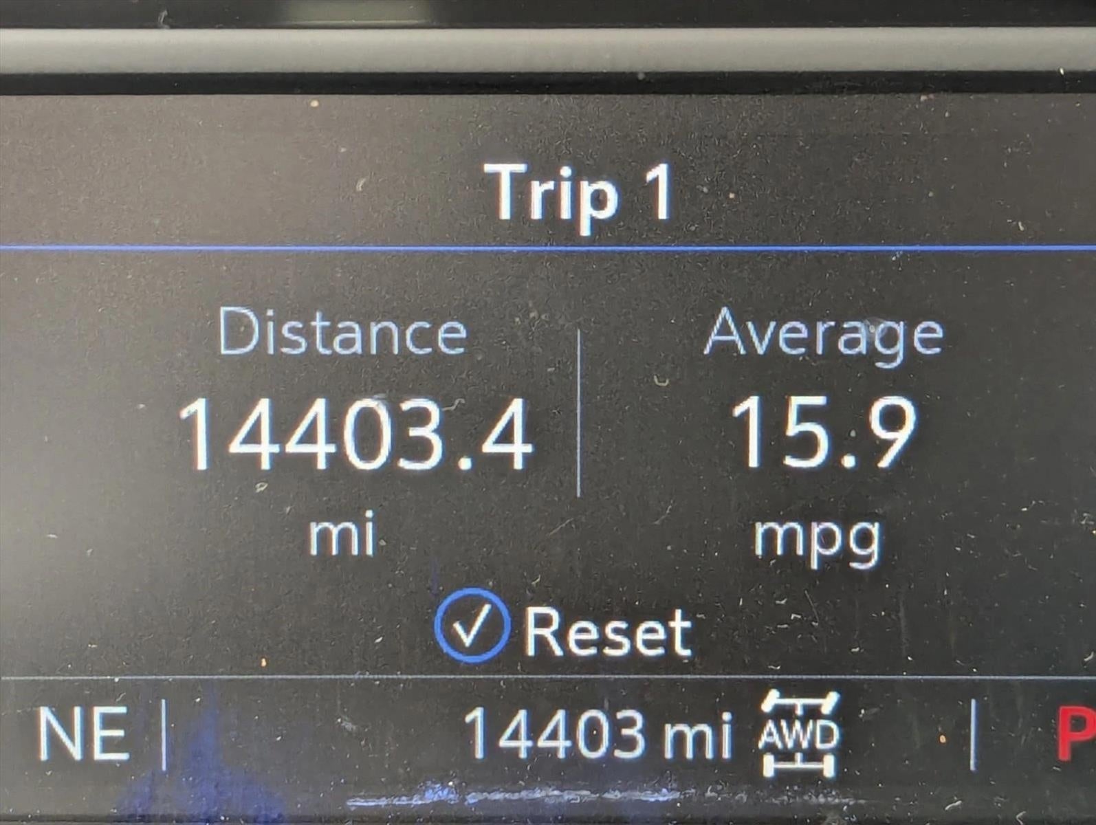 2023 Cadillac XT4 AWD 4dr Premium Luxury