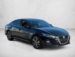 2022 Nissan Altima 2.5 SR Sedan