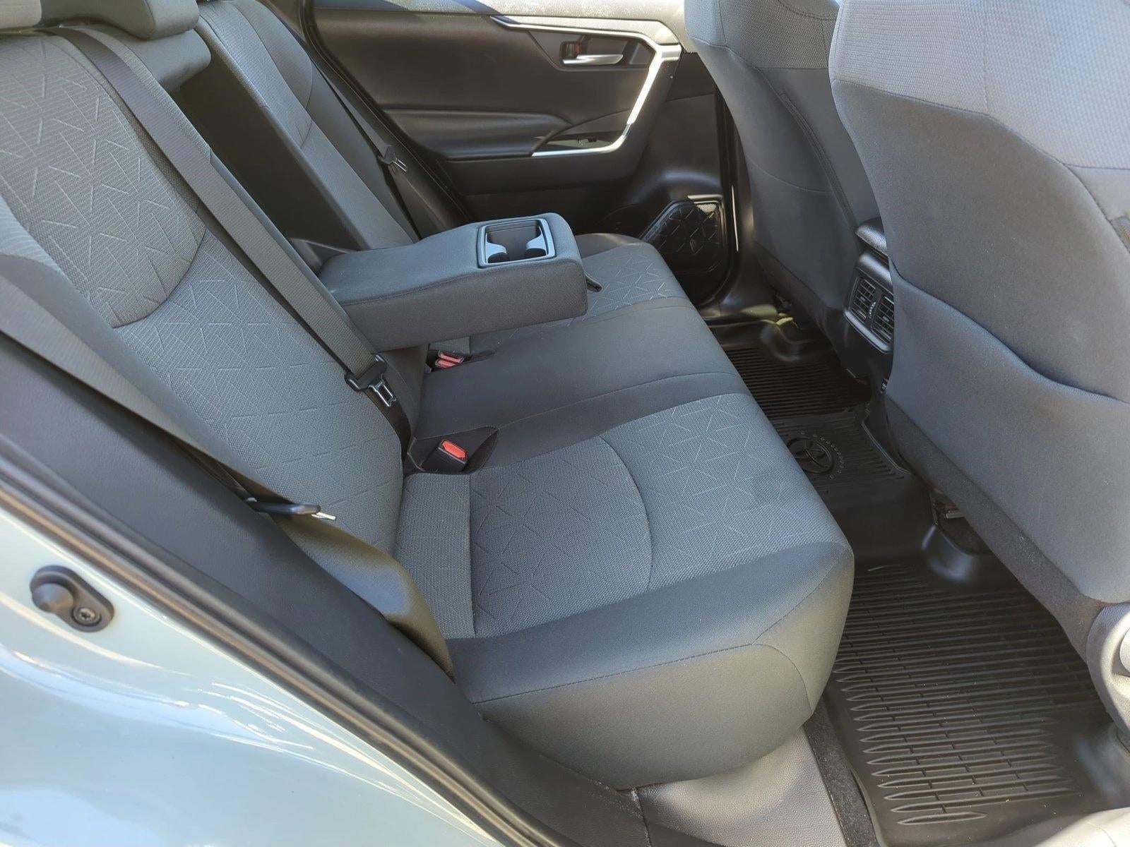 2019 Toyota RAV4 XLE AWD (Natl)