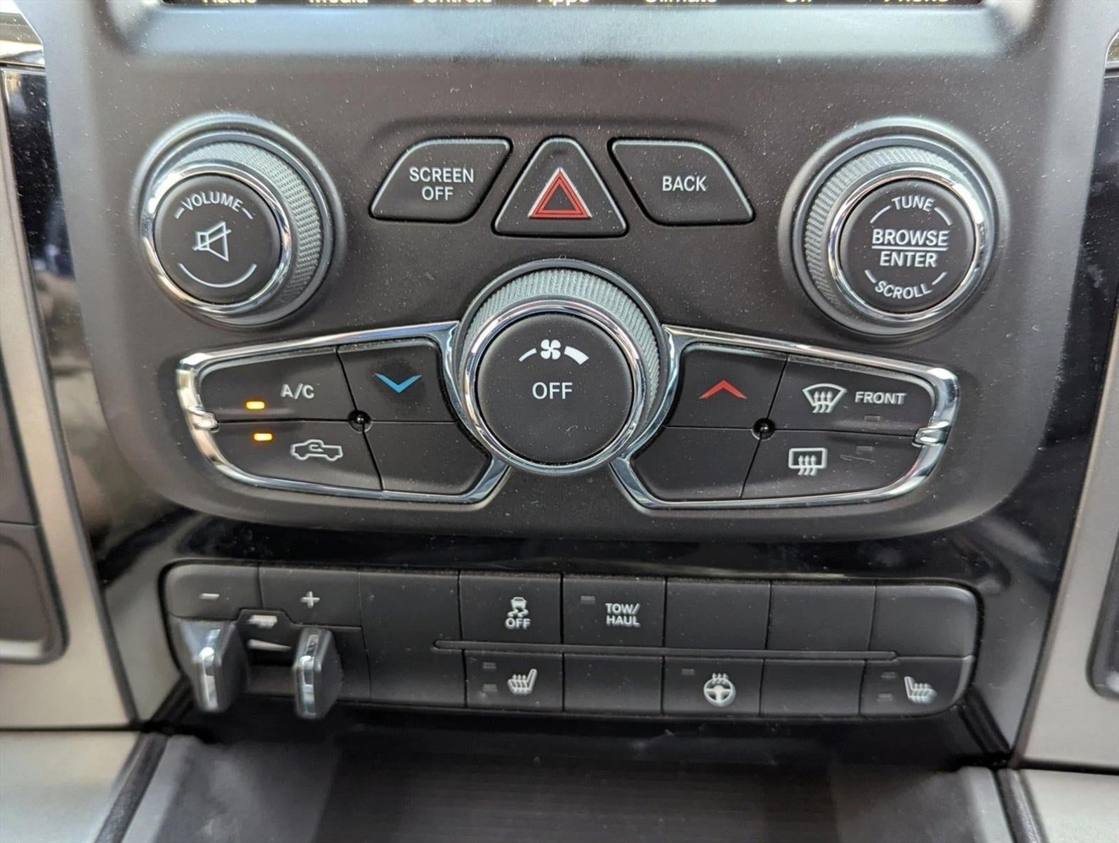 2016 RAM 1500 2WD Regular Cab 6.4 Ft Box Sport