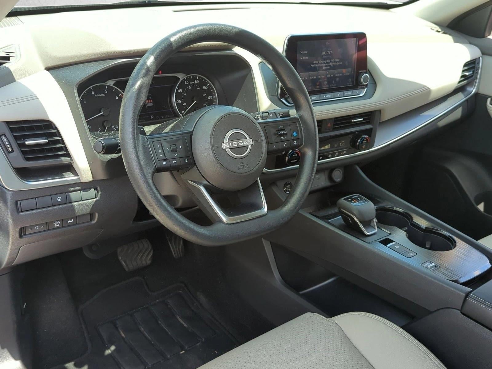 2024 Nissan Rogue FWD SV