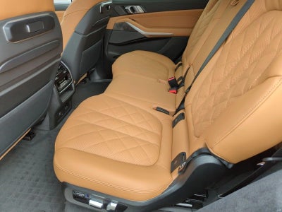 2026 BMW X7 xDrive40i Sports Activity Vehicle