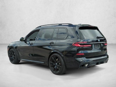 2026 BMW X7 xDrive40i Sports Activity Vehicle