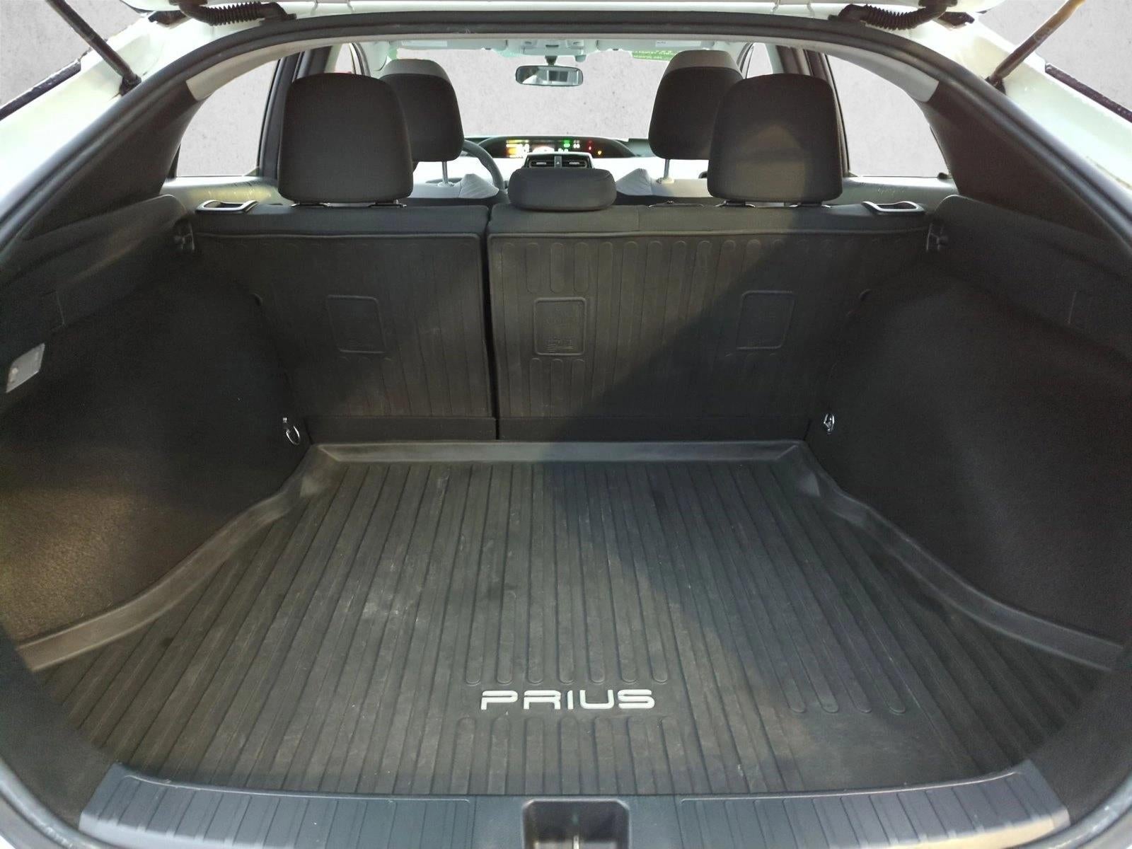 2016 Toyota Prius 5dr HB Two Eco (Natl)