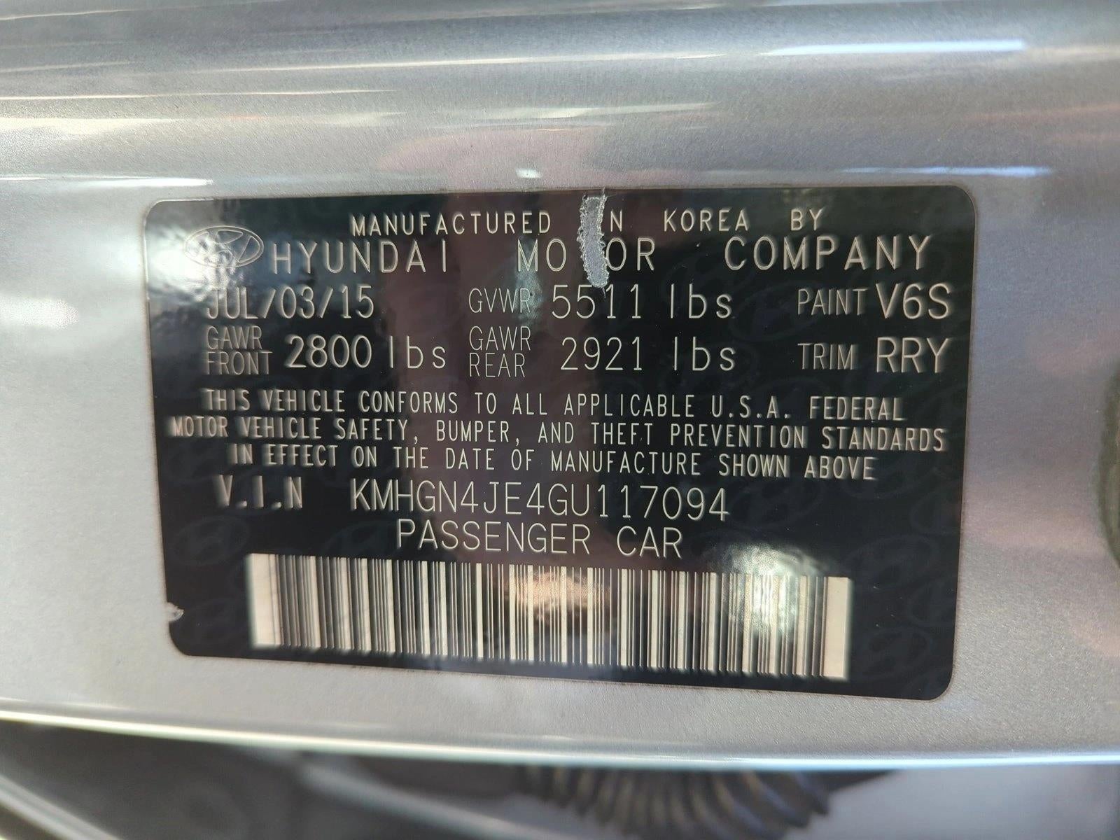 2016 Hyundai GENESIS 4dr Sdn V6 3.8L AWD