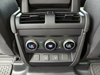 2025 Land Rover Defender 110 P525 V8