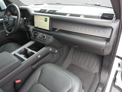 2025 Land Rover Defender 110 P525 V8