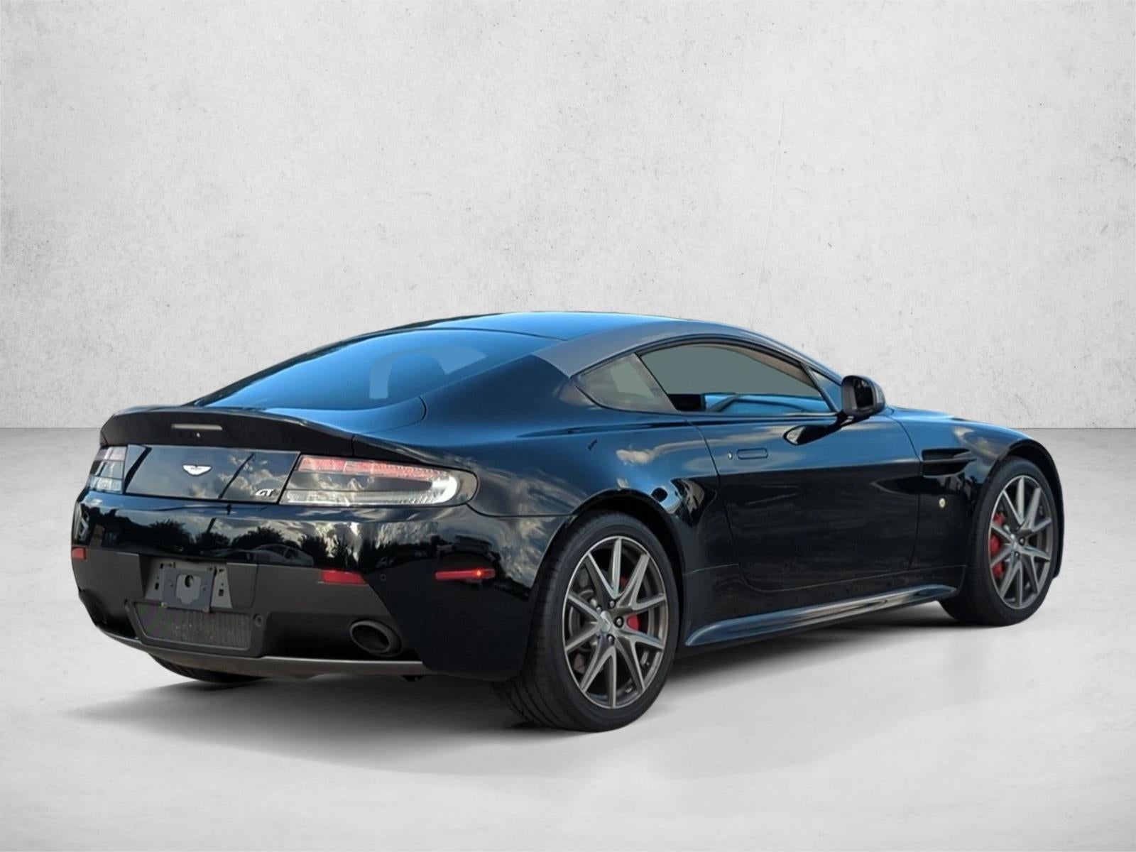 2015 Aston Martin V8 Vantage 2dr Cpe GT