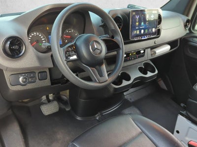 2022 Mercedes-Benz Sprinter Cargo Van 2500 Standard Roof I4 144" RWD