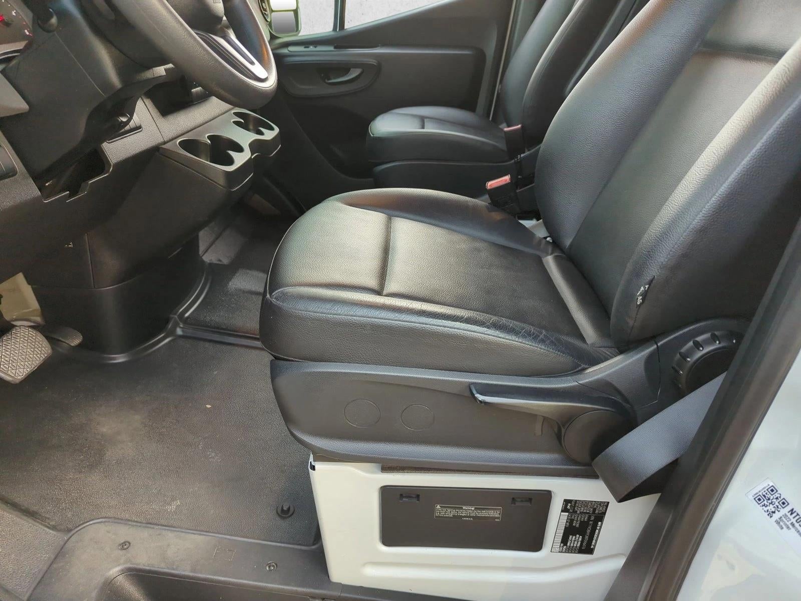 2022 Mercedes-Benz Sprinter Cargo Van 2500 Standard Roof I4 144" RWD