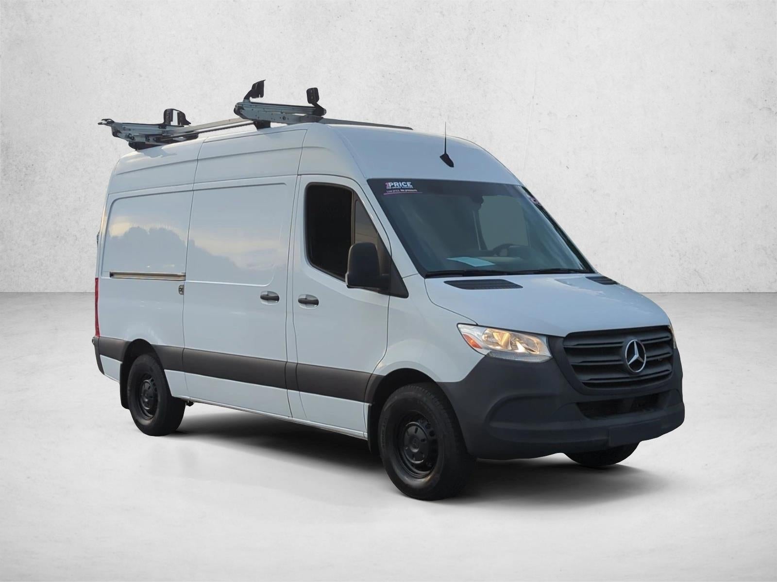 2022 Mercedes-Benz Sprinter Cargo Van 2500 Standard Roof I4 144" RWD