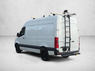 2022 Mercedes-Benz Sprinter Cargo Van 2500 Standard Roof I4 144" RWD