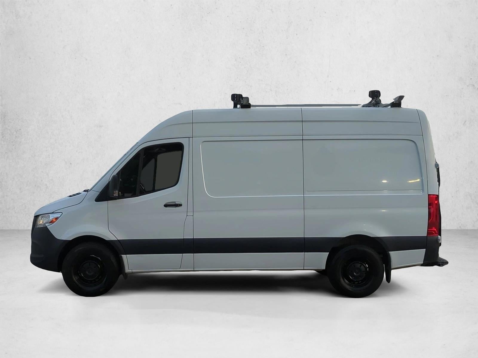 2022 Mercedes-Benz Sprinter Cargo Van 2500 Standard Roof I4 144" RWD