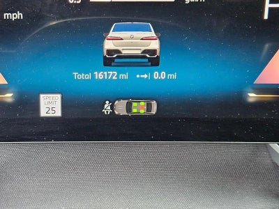 2025 BMW 740i xDrive Sedan