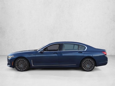 2022 BMW 740i Sedan